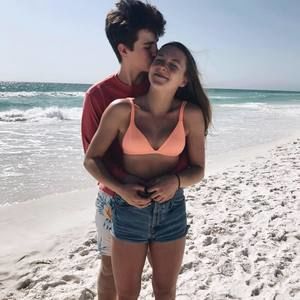 Meet your Posher, Av